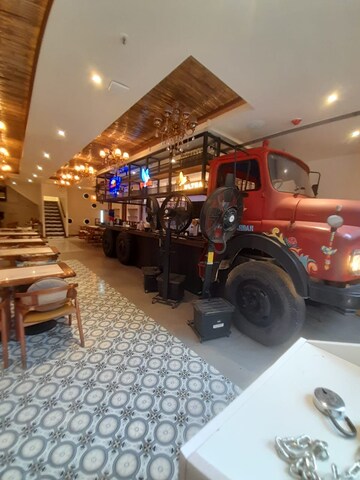 Parking in  Shop at Morya Landmark 1, Andheri West – for Rent