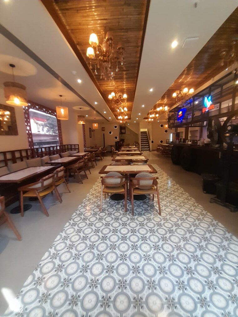 Living Room, morya-landmark-1 Commercial Shop 4900 Sq.Ft. In Andheri West Mumbai 9582752