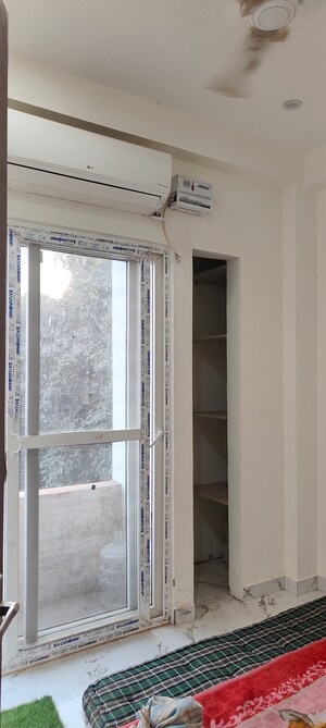 Building Lobby in 1 BHK Builder Floor at Palam Vihar Residents Association, Palam Vihar – for Rent