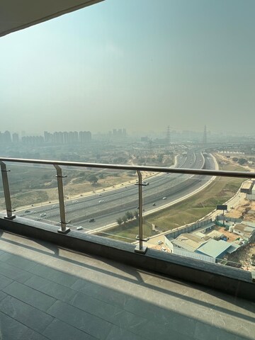 3 BHK Apartment For Rent in Krisumi Waterside Residences, Sector 36a