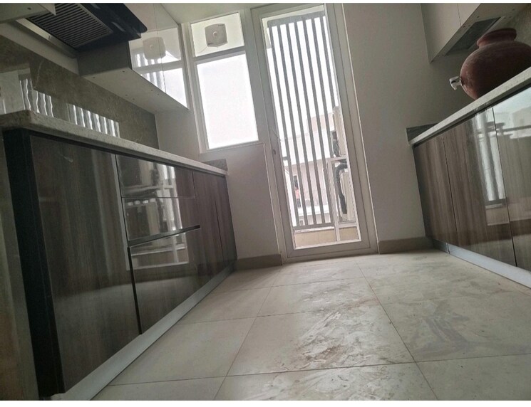 Balcony, dlf-gardencity-enclave 3 Bedroom 179 Sq.Yd. Builder Floor In Sector 93 Gurgaon 9582759