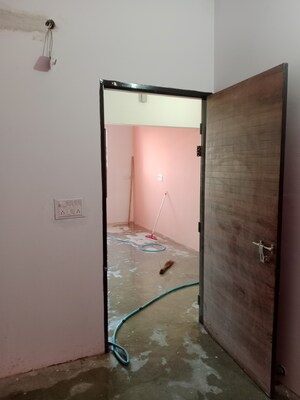 Room in 1.5 BHK Independent House at Sector 18 – for Rent