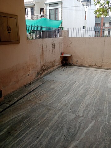 Balcony in 2 BHK Builder Floor at Sector 18 – for Rent