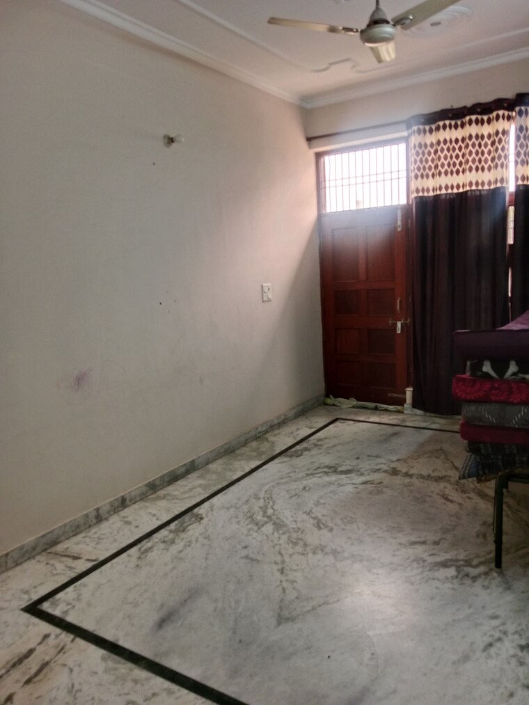 Room, sector 18 2 Bedroom 1656 Sq.Ft. Builder Floor In Sector 18 Panipat 9582772