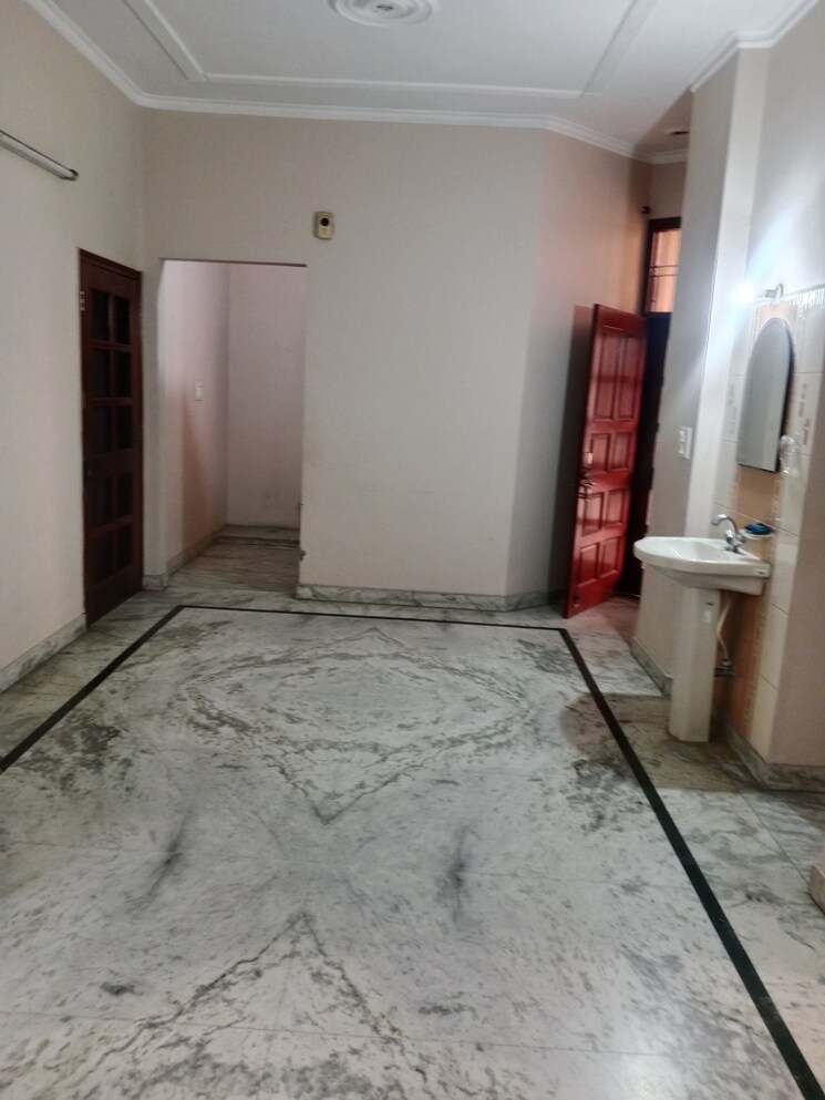 Room, sector 18 2 Bedroom 1656 Sq.Ft. Builder Floor In Sector 18 Panipat 9582772