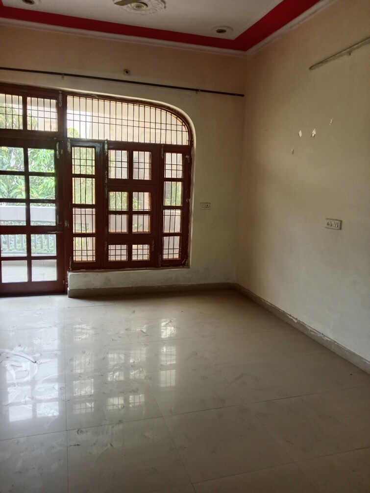 Cover Image, sector 18 3 Bedroom 1986 Sq.Ft. Builder Floor In Sector 18 Panipat 9582773