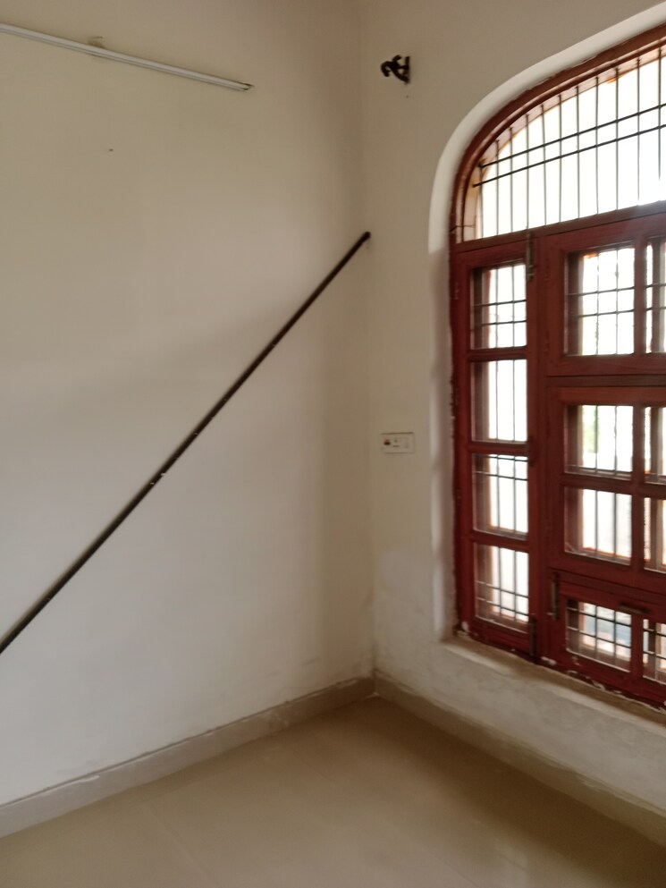 Room, sector 18 3 Bedroom 1986 Sq.Ft. Builder Floor In Sector 18 Panipat 9582773