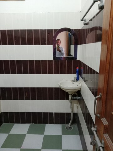 Kitchen in 3 BHK Builder Floor at Sector 18 – for Rent