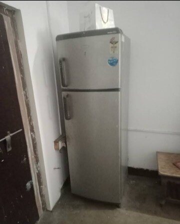 1 BHK Independent House For Rent in Aliganj