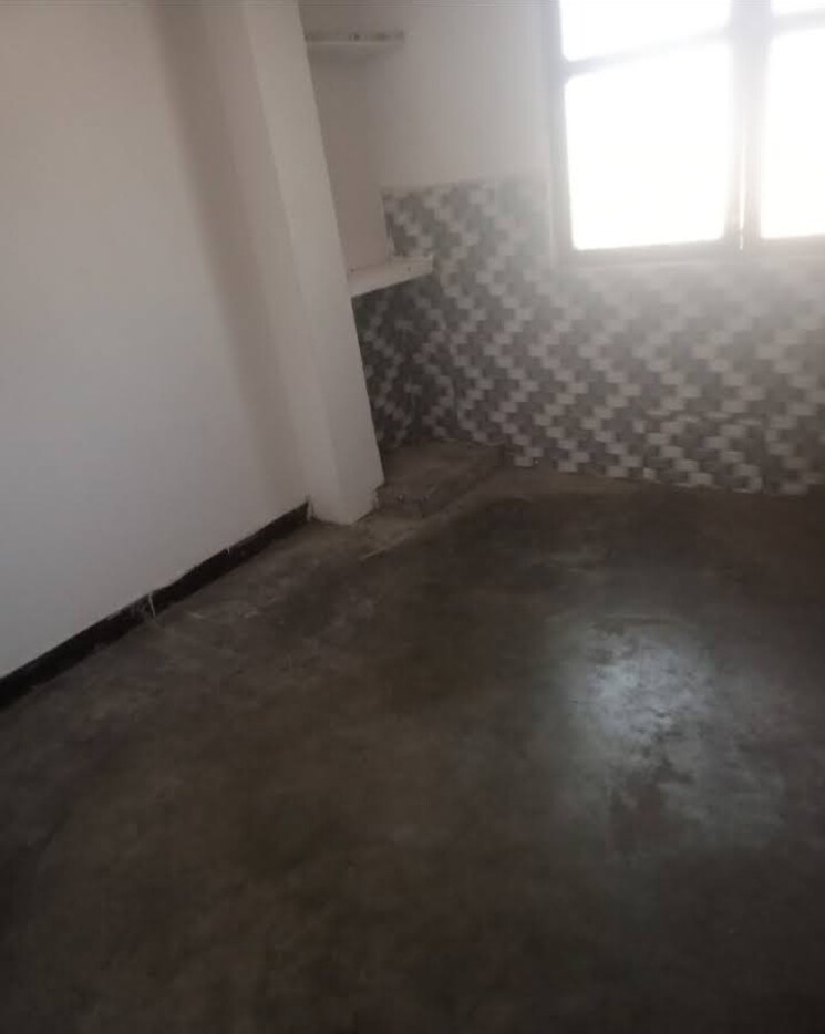 Room, aliganj 1 Bedroom 452 Sq.Ft. Independent House In Aliganj Lucknow 9582776