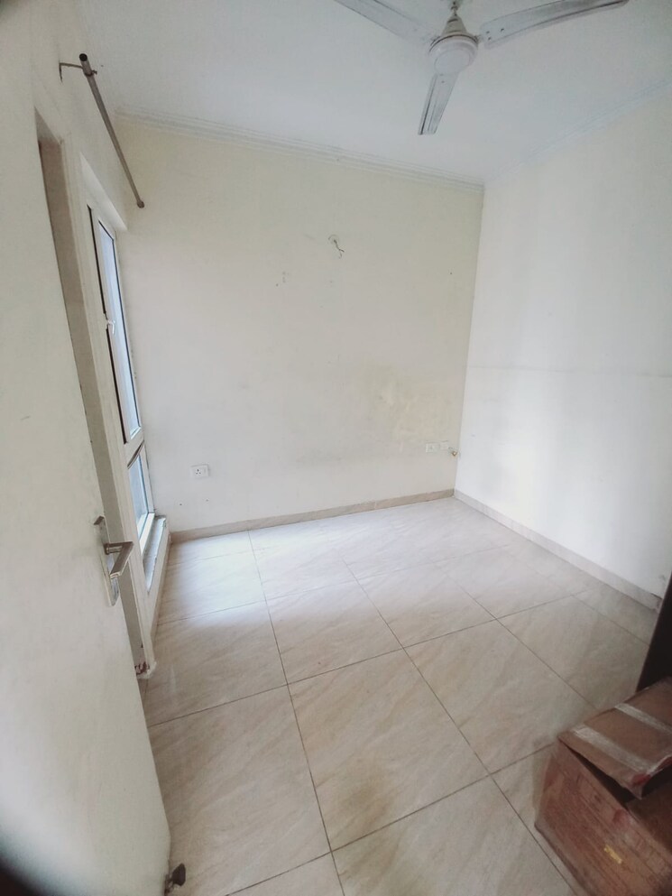 Bathroom, gaur-city-2-16th-avenue 2 Bedroom 615 Sq.Ft. Apartment In Sector 16c Greater Noida Greater Noida 9582774