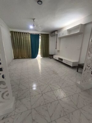 3 BHK Independent House For Rent in Saket
