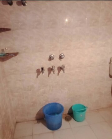 Bathroom in 1 BHK Villa at Aliganj – for Rent