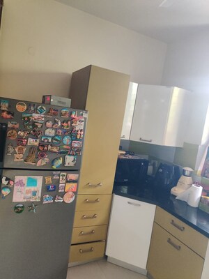 Master Bedroom in 6 BHK Independent House at RWA Apartments Sector 39, Sector 39 – for Sale