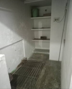 Bathroom in 1 BHK Villa at Aliganj – for Rent