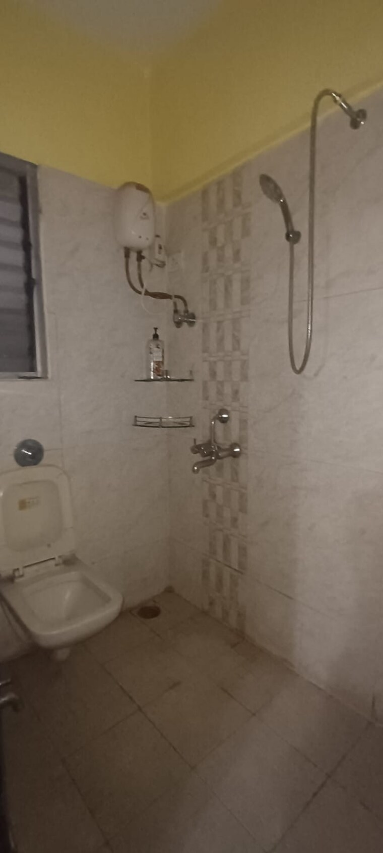Bathroom, shraddha-darshan-santacruz 1 RK 289 Sq.Ft. Apartment In Santacruz East Mumbai 9582789