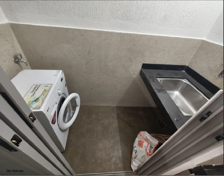 Laundry Area, vilas-javdekar-yashwin-enchante 2 Bedroom 730 Sq.Ft. Apartment In Kharadi Pune 9582801