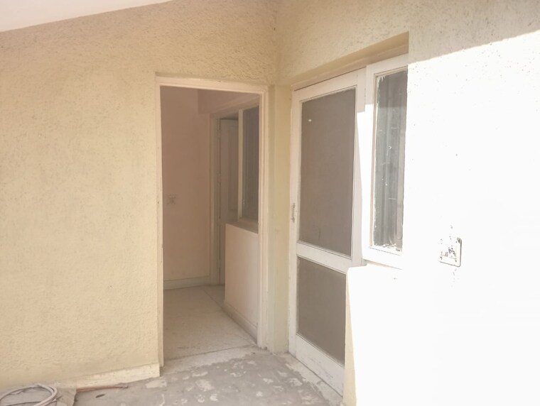 Room, sainik farm 1 Bedroom 450 Sq.Ft. Builder Floor In Sainik Farm Delhi 9582821