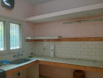 Kitchen in 1 BHK Builder Floor at Sainik Farm – for Rent