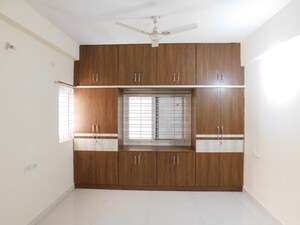 Furnished Amenities in 3 BHK Builder Floor at Kondapur – for Rent