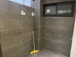 Bathroom in 1.5 BHK Independent House at Sector 55 – for Rent