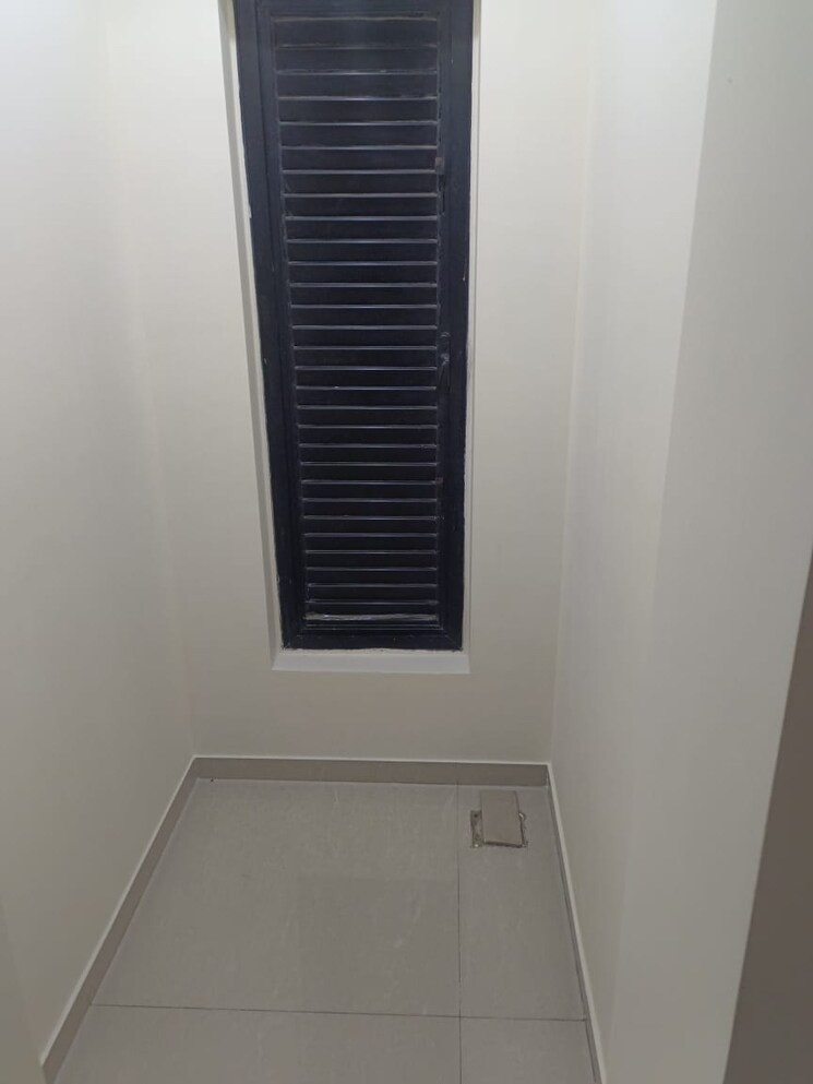 Bathroom, marathon-monte-vista 2 Bedroom 700 Sq.Ft. Apartment In Mulund West Mumbai 9582836