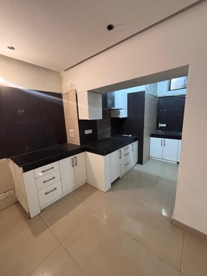 Team Area in 3 BHK Builder Floor at Greater Kailash ii – for Rent