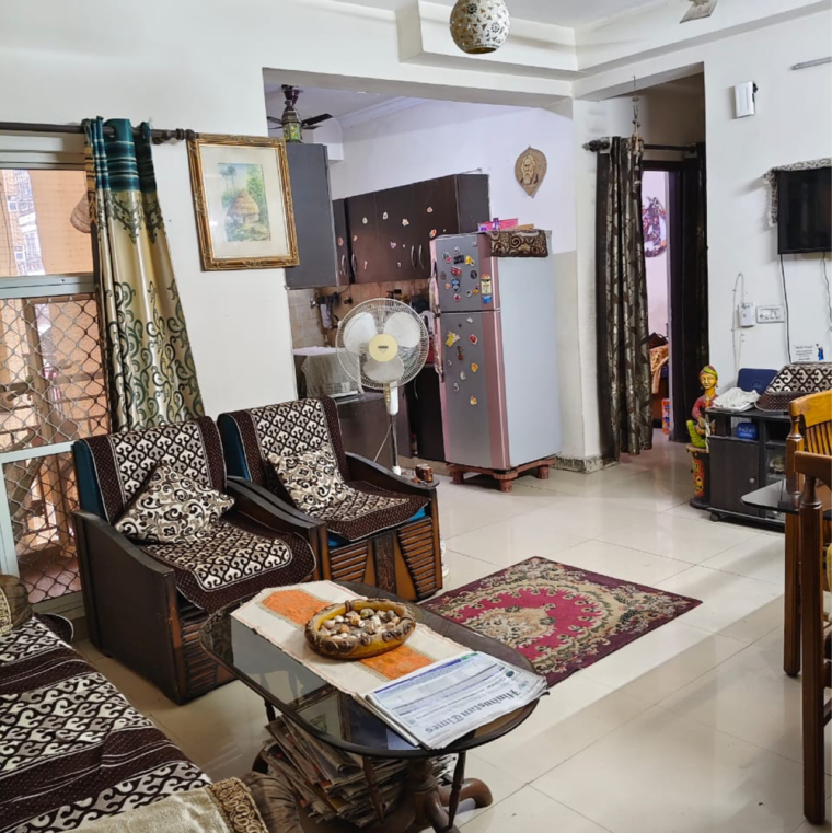 Living Room, aims-golf-city 2.5 Bedroom 1158 Sq.Ft. Apartment In Noida Central Noida 9582868