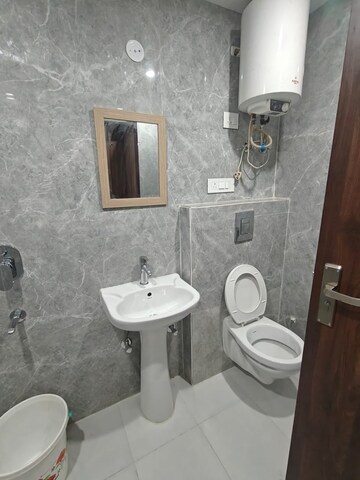 Bathroom in 3 BHK Apartment at Jaypee Pavilion Heights IV, Sector 128 – for Rent