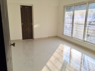 Room in 2 BHK Apartment at Chandak 34 Park Estate, Goregaon West – for Rent