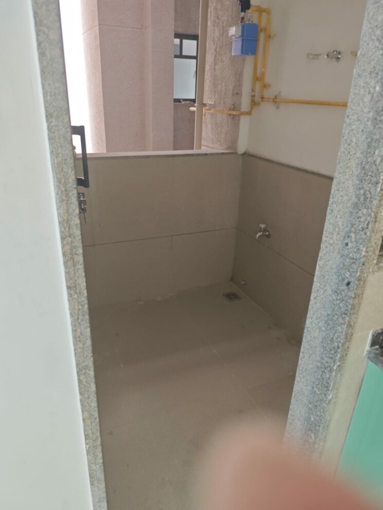 Bathroom, shela 3 Bedroom 1750 Sq.Ft. Apartment In Shela Ahmedabad 9582896