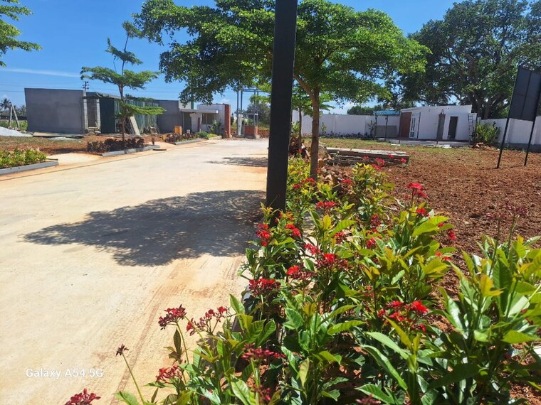 Garden, anekal  1500 Sq.Ft. Plot In Anekal Bangalore 9582889