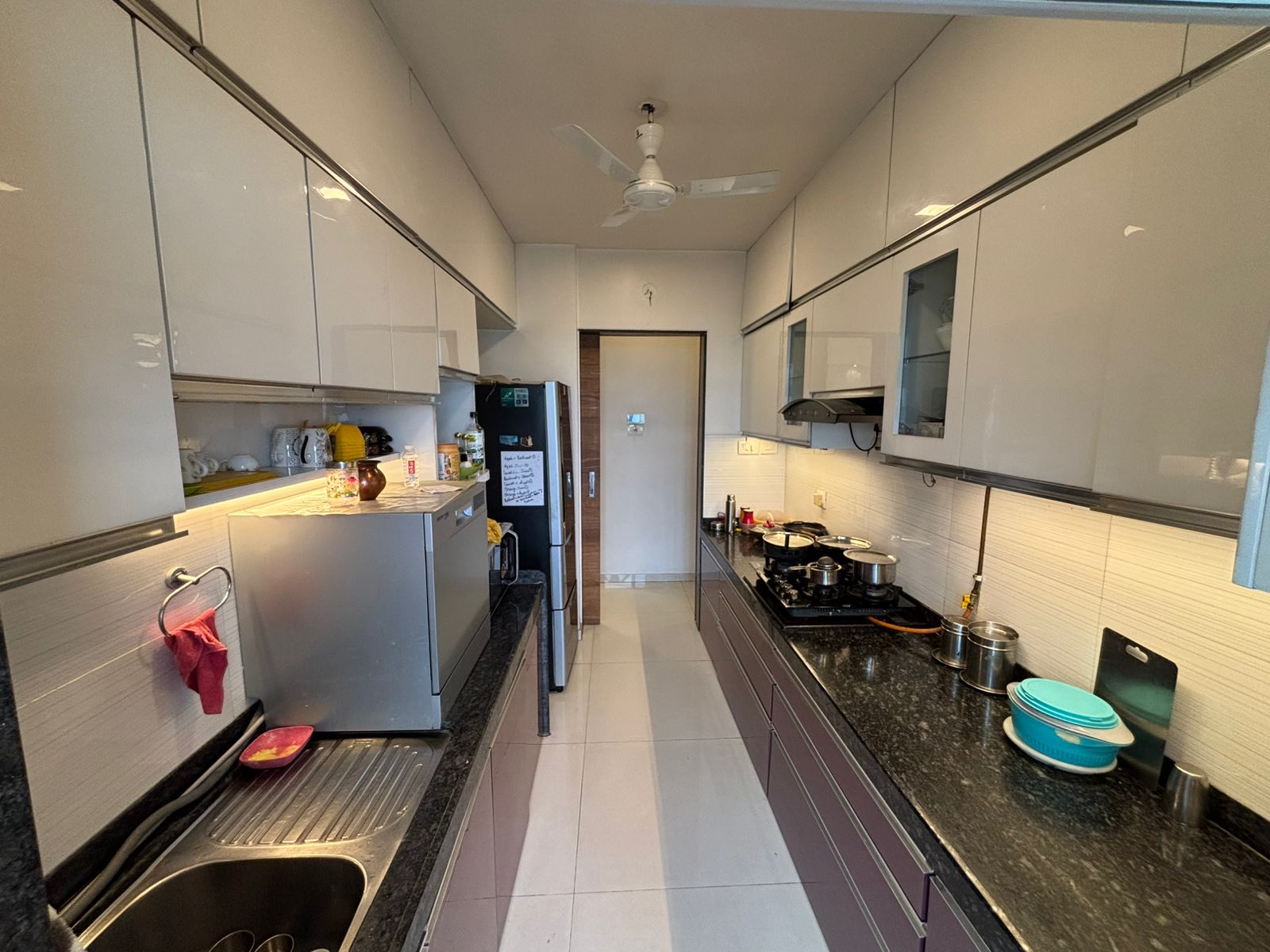 2 BHK + Pooja Room Apartment For Sale in Rustomjee Urbania Azziano