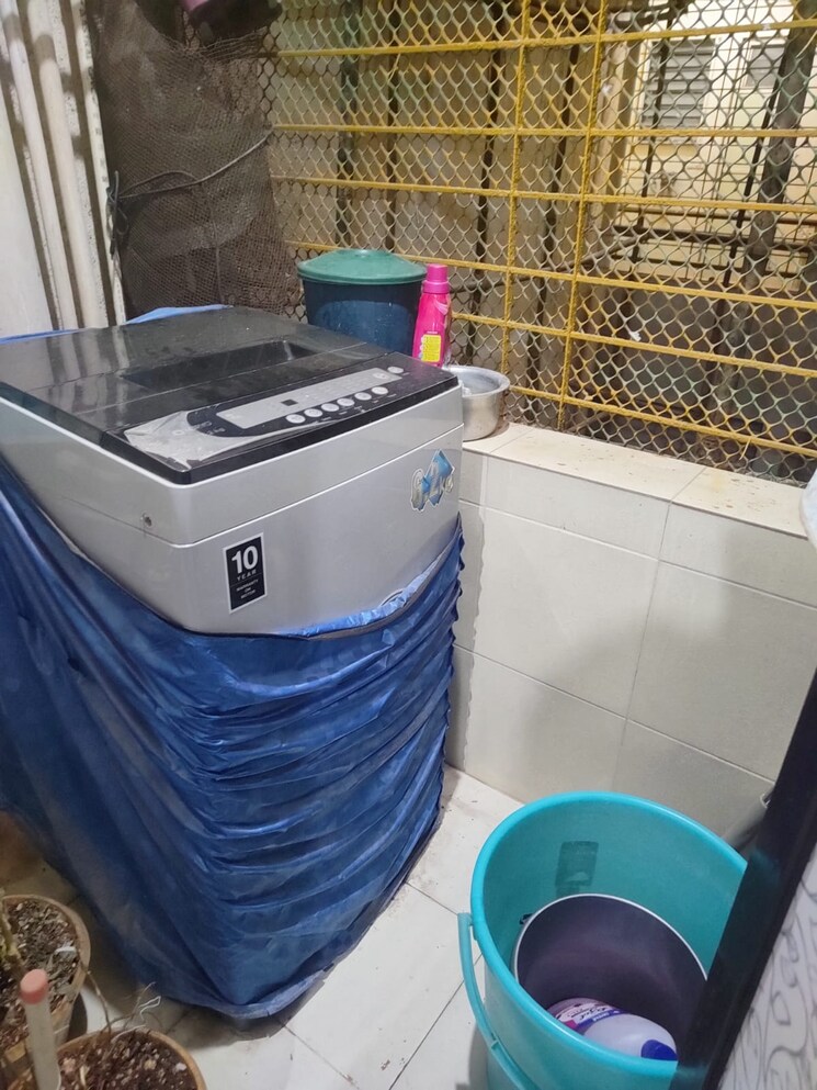 Bathroom, atlantis-apartment 2 Bedroom 890 Sq.Ft. Apartment In Ghodbunder Road Thane 9582920