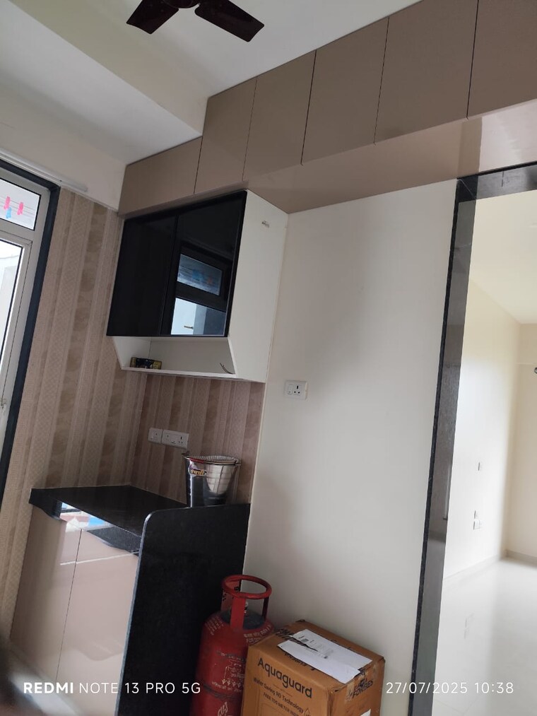 Kitchen, sheth-zuri 2 Bedroom 517 Sq.Ft. Apartment In Laxmi Nagar Thane 9582924