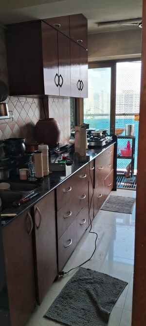 Team Area in 2 BHK Apartment at Kanakia Challengers, Kandivali East – for Rent