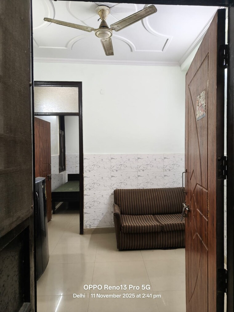 Master Bedroom, new ashok nagar 2 Bedroom 600 Sq.Ft. Builder Floor In New Ashok Nagar Delhi 9582985