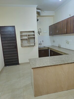 Kitchen in 3 BHK Builder Floor at DLF Royale Residences, Dlf Phase I – for Rent