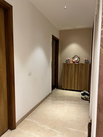 Room in 3 BHK Apartment at Conscient Heritage One, Sector 62 – for Sale