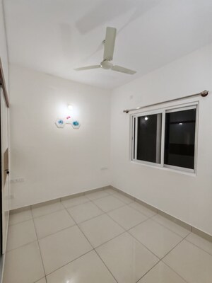 Room in 3 BHK Apartment at Prestige Finsbury Park Regent, Bagaluru – for Rent