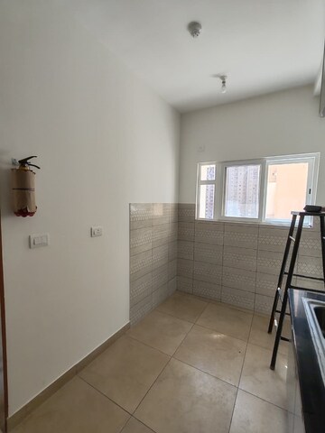 Room in 3 BHK Apartment at Prestige Finsbury Park Regent, Bagaluru – for Rent