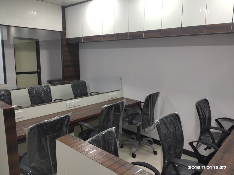 Team Area, real-tech-park Commercial Office Space 747 Sq.Ft. In Vashi Sector 30a Navi Mumbai 9583077