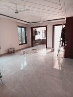 3.5 BHK 2250 Sq.Ft. Builder Floor in Sector 19