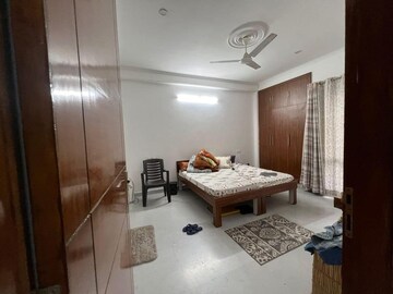 Room in 1 RK Builder Floor at Sector 45 – for Rent