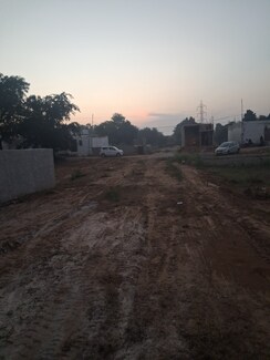 Plot For Sale in Maruti Kunj 