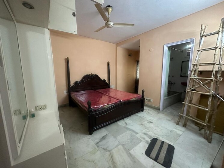 Living Room, kailash hills 3 Bedroom 1800 Sq.Ft. Builder Floor In Kailash Hills Delhi 9583143