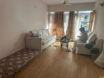 Living Room in 3 BHK Builder Floor at Kailash Hills – for Rent