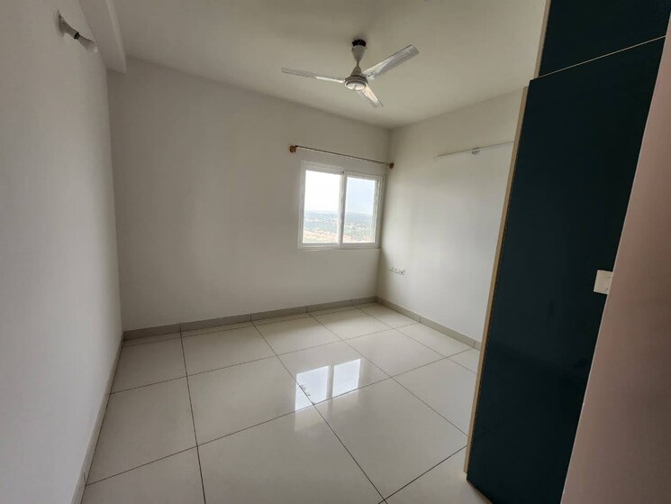 Bathroom, assetz-marq 3 Bedroom 1600 Sq.Ft. Apartment In Whitefield Bangalore 9583180