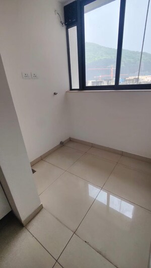  2 BHK Apartment at Shapoorji Pallonji Vicinia, Powai – for Rent