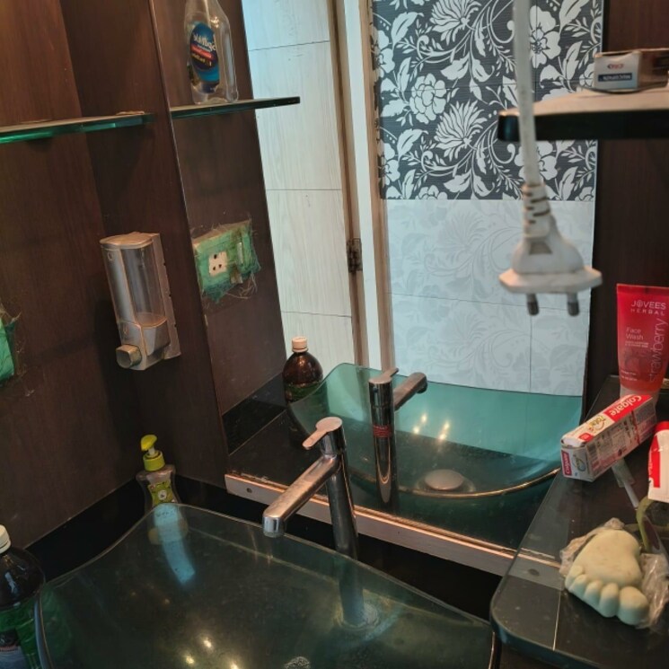 Gym, prahlad nagar 4 Bedroom 4050 Sq.Ft. Villa In Prahlad Nagar Ahmedabad 9583290